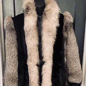 Women’s Mink coat with Fox trim